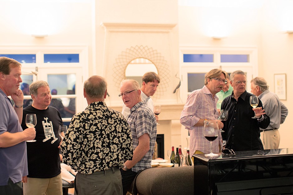 Guests talk shop at Graham Rennie’s Vigneron dinner