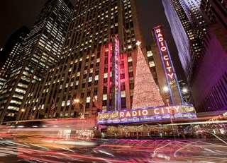 A Holiday Tour of Manhattan