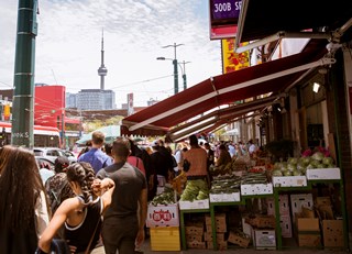 A Treat For Your Tastebuds: Toronto Foodie Tour