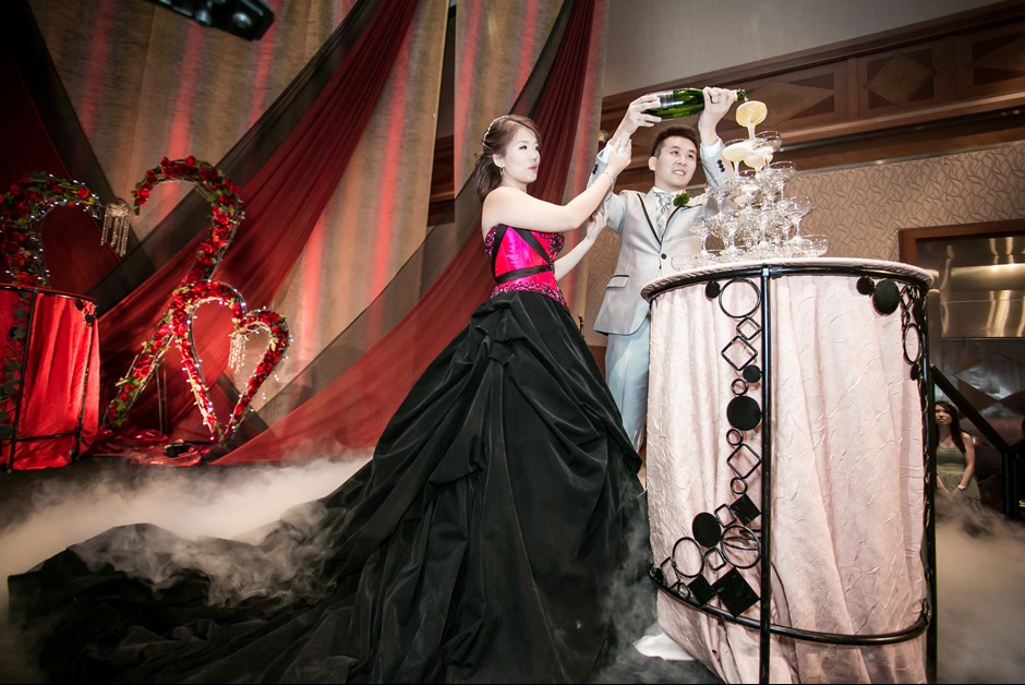 A Fairmont Wedding at The Fairmont Singapore