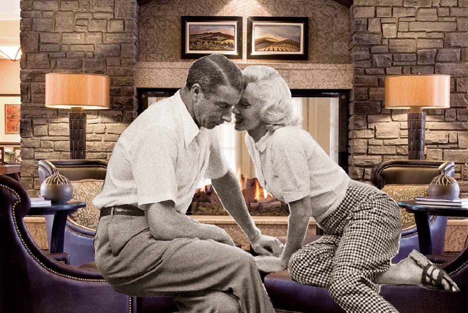 A rare shot of Marilyn and beau Joe Dimaggio (pictured in the present day Fairmont Gold Lounge)