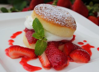 Ottawa Valley Strawberry Shortcake