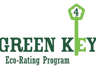 4 Green Key
