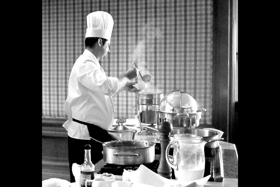 Chef Nicholas Van de Weg from Wickets