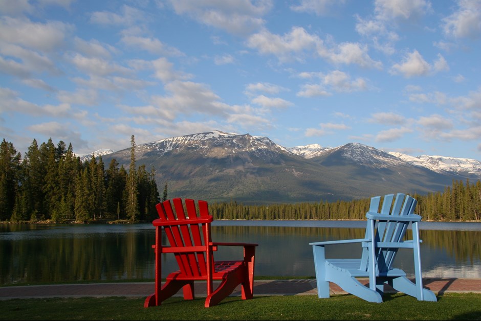 Relax with the Lake
