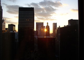 day creeps into night