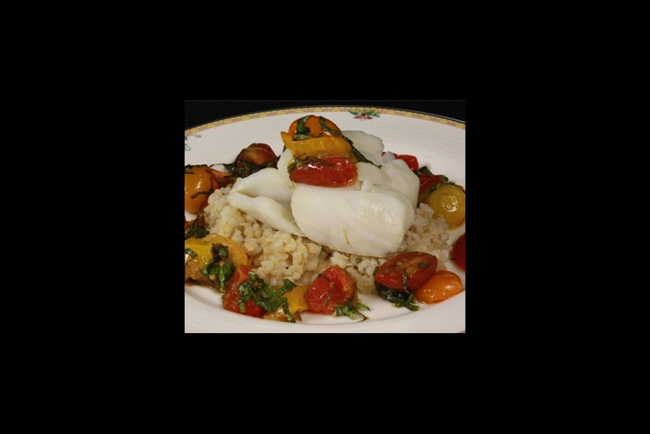 Steamed cod, organic brown rice, tomato basil relish
