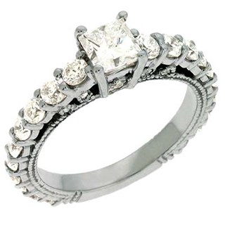 Wedding Tip: Choosing the Right Engagement Ring