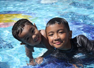 Two Big Smiles...One Fabulous Hotel