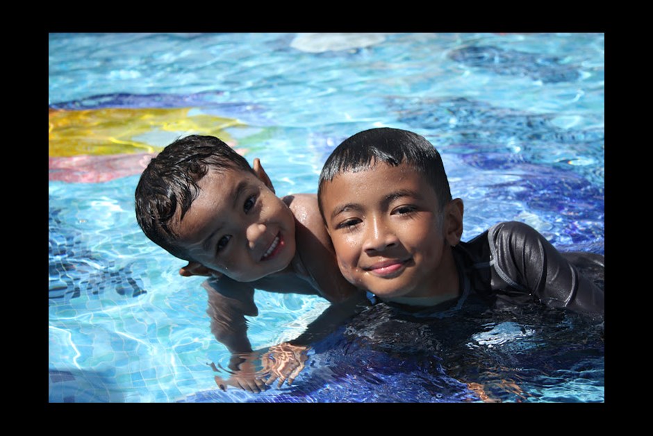 Two Big Smiles...One Fabulous Hotel
