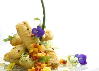 Crispy Bean Curd Roll with Chilled Mango Sauce