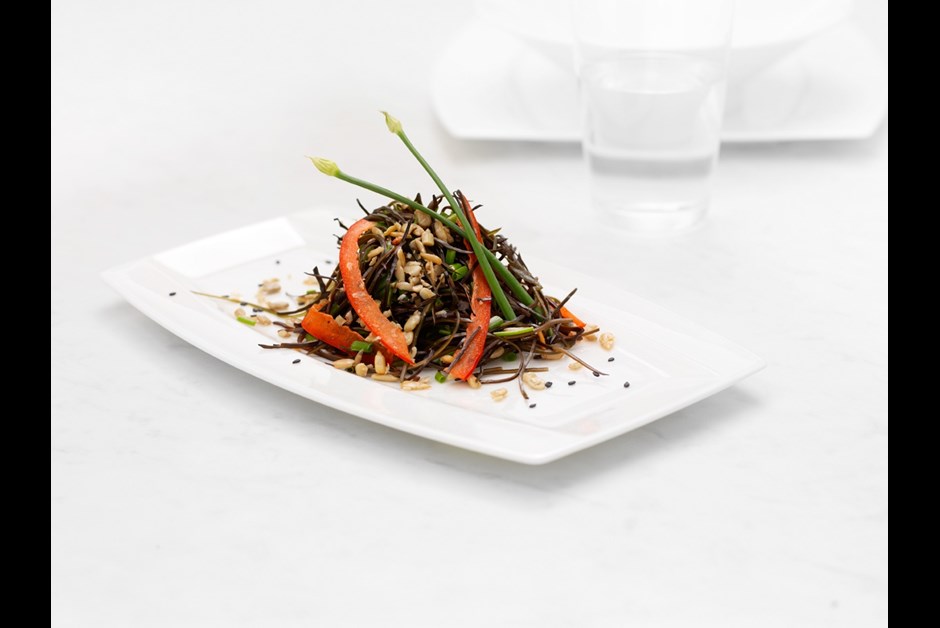 Arame with Sunflower Seeds, Chives and Mustard (macrobiotic)