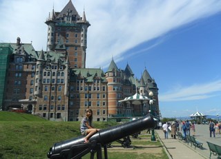 Fairmont Le Ch&#226;teau Frontenac - Pretending to protect the castle we stayed in!