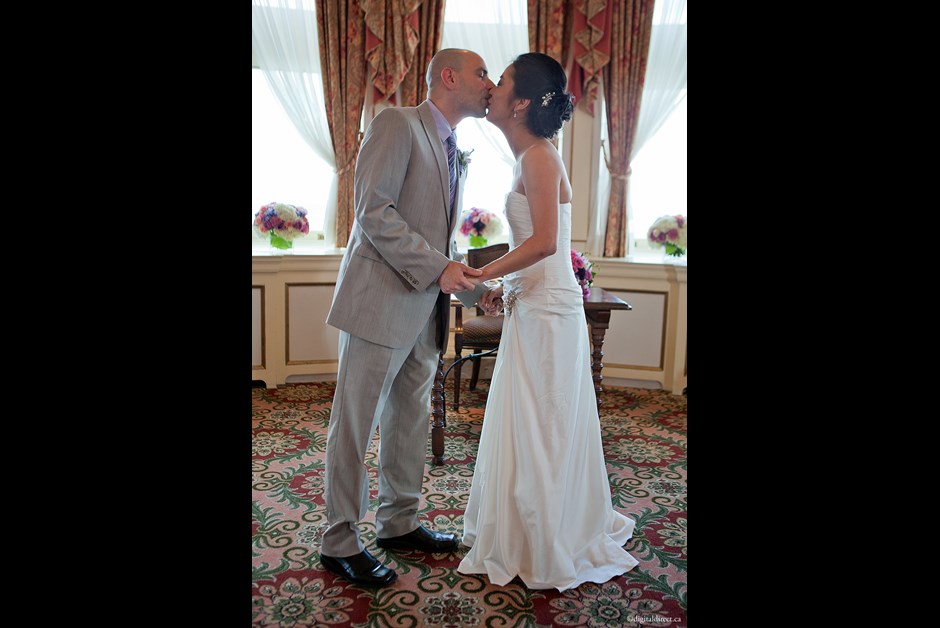 Sophie & Tom Wedding at Fairmont Le Chateau Frontenac