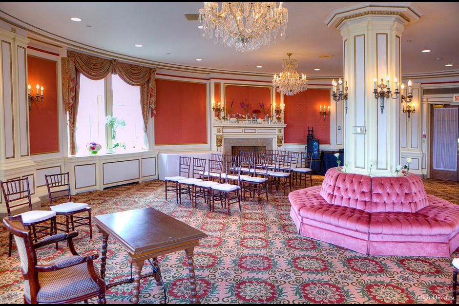 Sophie & Tom Wedding at Fairmont Le Chateau Frontenac