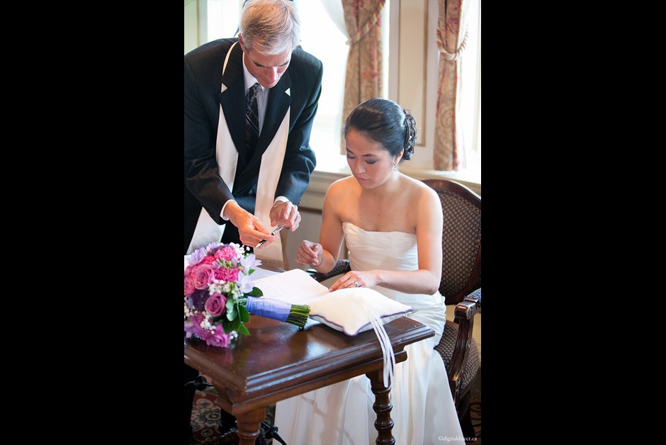 Sophie & Tom Wedding at Fairmont Le Chateau Frontenac