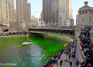 Dying the Chicago River Green