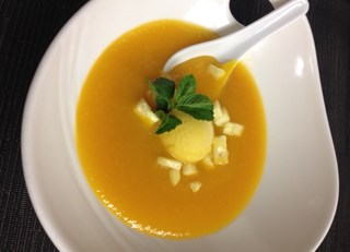 Chilled Papaya Soup with Maui Gold Pineapple, Kula Lavender Honey and Lime