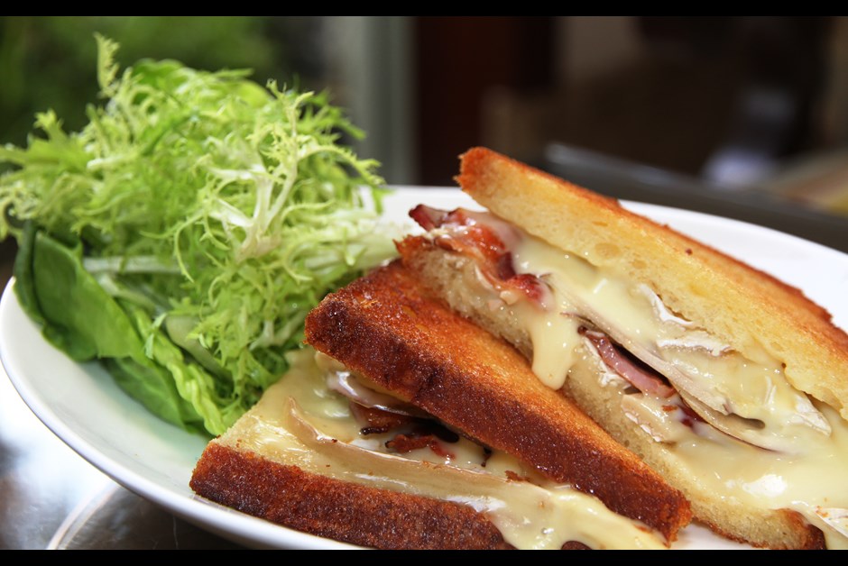 Pear, Bacon, and Brie Grilled Cheese  with Caramelized Onions