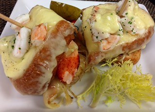 Lobster &amp; Prawn Grilled Cheese 