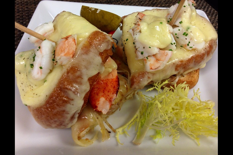 Lobster & Prawn Grilled Cheese 