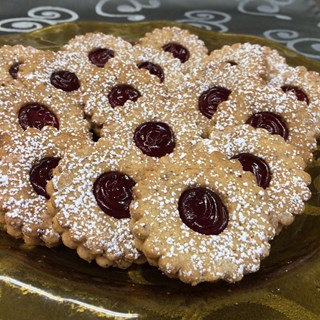 Raspberry Linzer Cookies