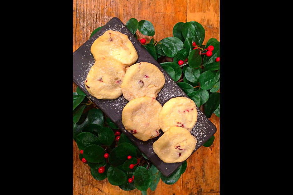 Dried Cranberry Shortbread with White Chocolate