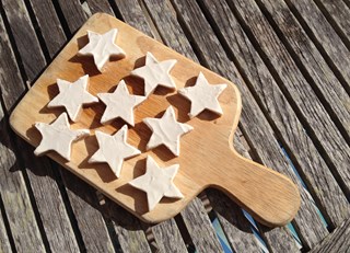 Cinnamon Star Cookie with Royal Icing
