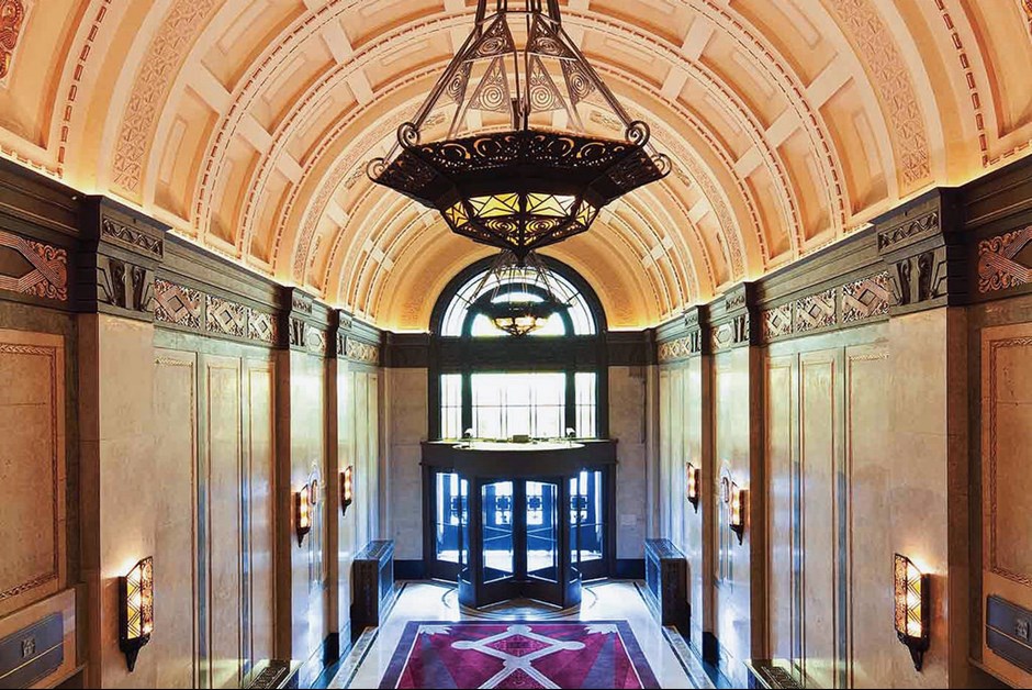 Fairmont Peace Hotel entrance