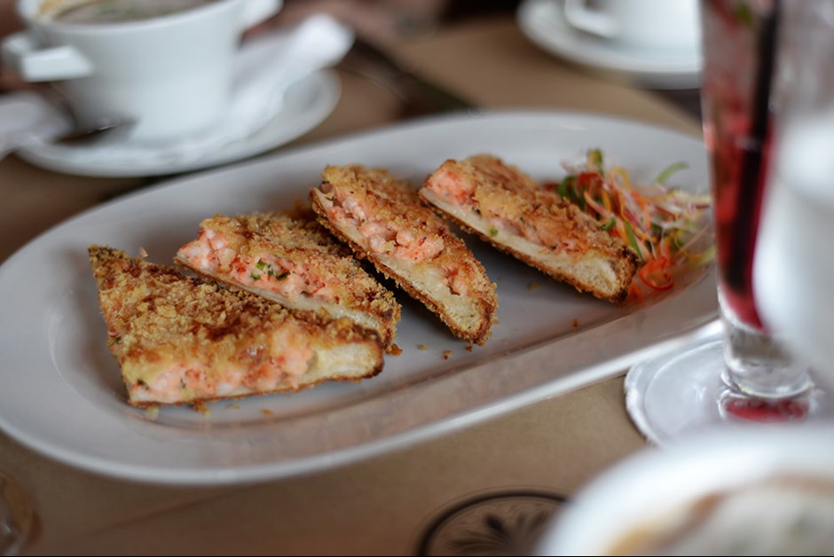 Fried prawn toast with chilli vinegar at Long Bar