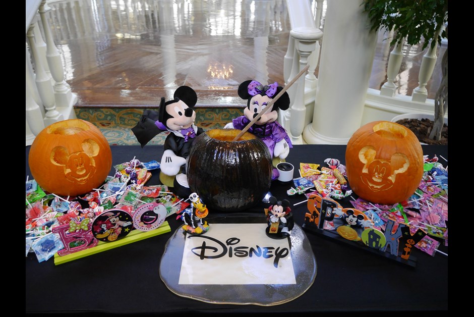Fairmont Colleagues' Pumpkin Carving Contest 1