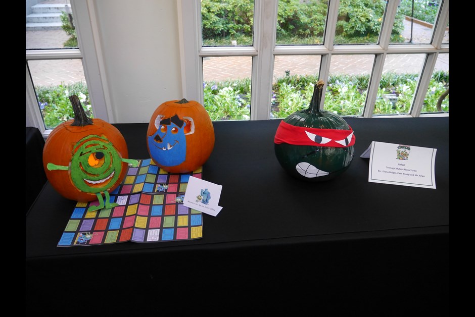 Fairmont Colleagues' Pumpkin Carving Contest 3