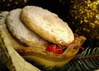 Cherry Wine Cookies 