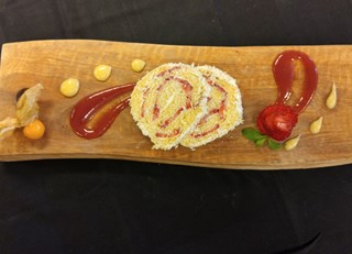 “Spring into Summer” Strawberry Sponge Cake