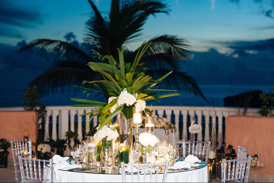 Reception tables at Ocean Club - BY GLDN Events
