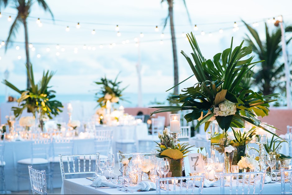 Reception tables at Ocean Club - BY GLDN Events
