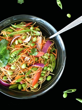 Grab &#39;N&#39; Go Soba Noodle Salad with Ginger Sesame Dressing