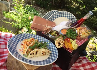 Boxed Lunch - A Brisket in a Basket