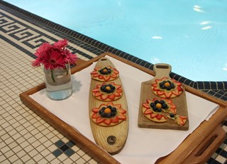 Palliser Poolside Fruit Pizza