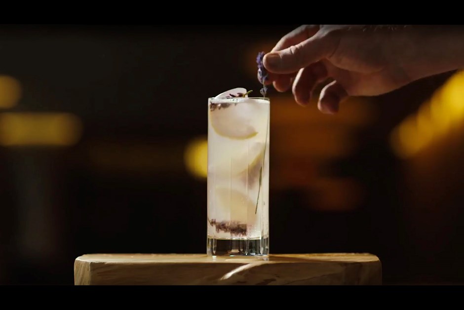 Bite Me: Beginners Luck Cocktail with Lemon-Lavender Infused Ice Cubes