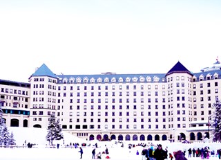 WINTER MOMENTS WITH FAIRMONT