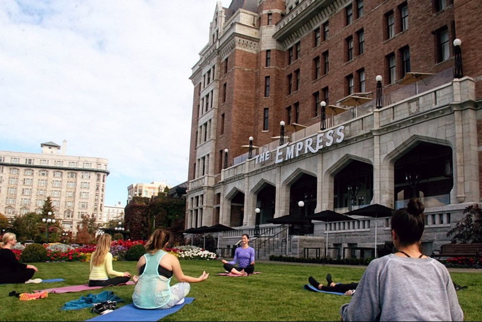 7 Reasons to Invest in a Wellness Retreat