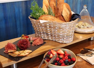 Fountain Restaurant Brings the Gourmet Picnic Experience Indoors for #SanJoseEats